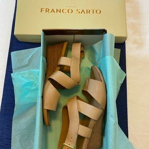 Franco Sarto Dania Taupe wedge, size 7M
